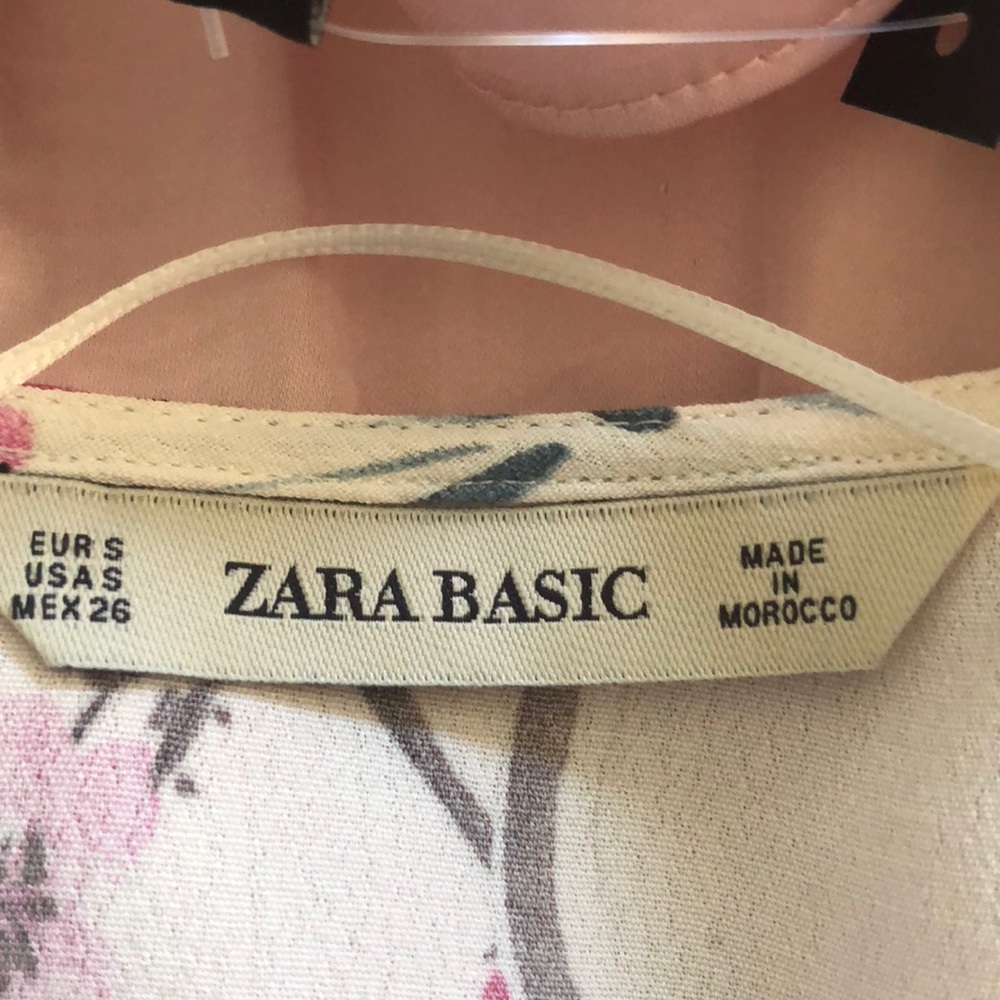 Zara - Picture 4 of 4
